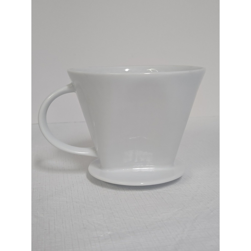 Starbucks White Ceramic Pour Over Coffee Dripper Single Cup Brewer #4 No Box - Picture 2 of 7